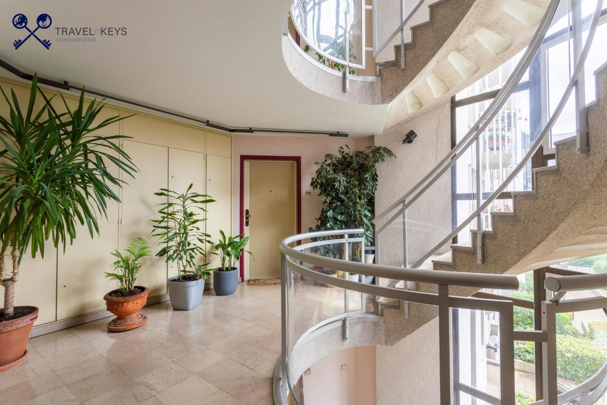 Puteaux-Rue Ampere Villa Bagian luar foto