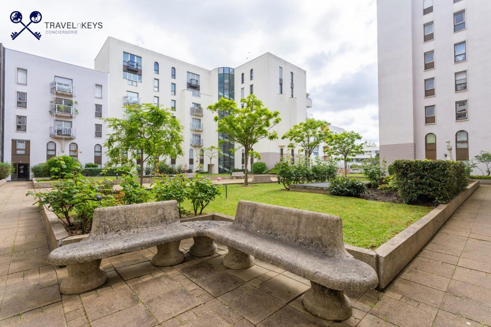 Puteaux-Rue Ampere Villa Bagian luar foto